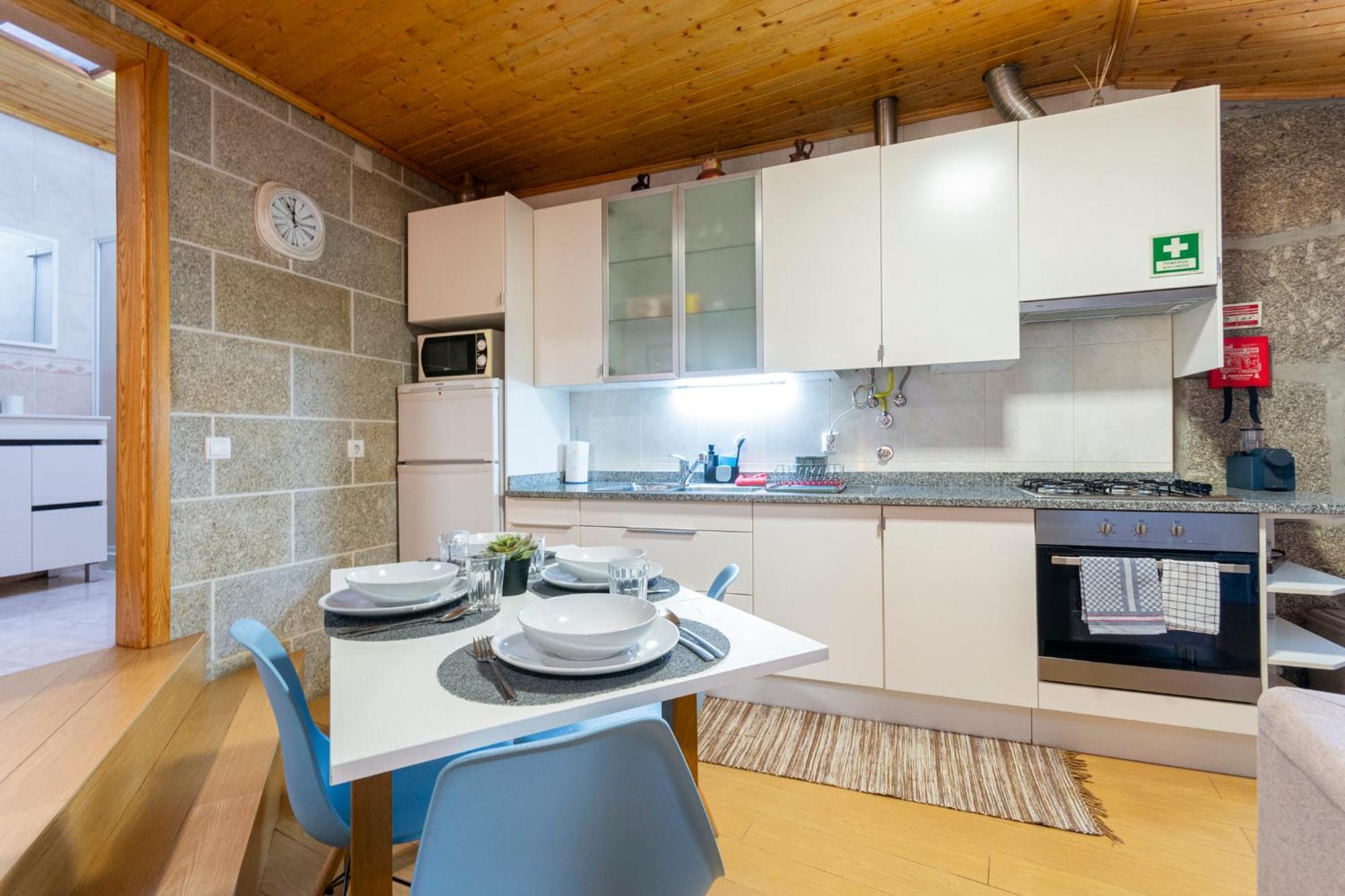 Casa Rustica T2 Com Salamandra E Cozinha - Seia - Serra Da Estrela - Casa Do Loureiro II Екстер'єр фото